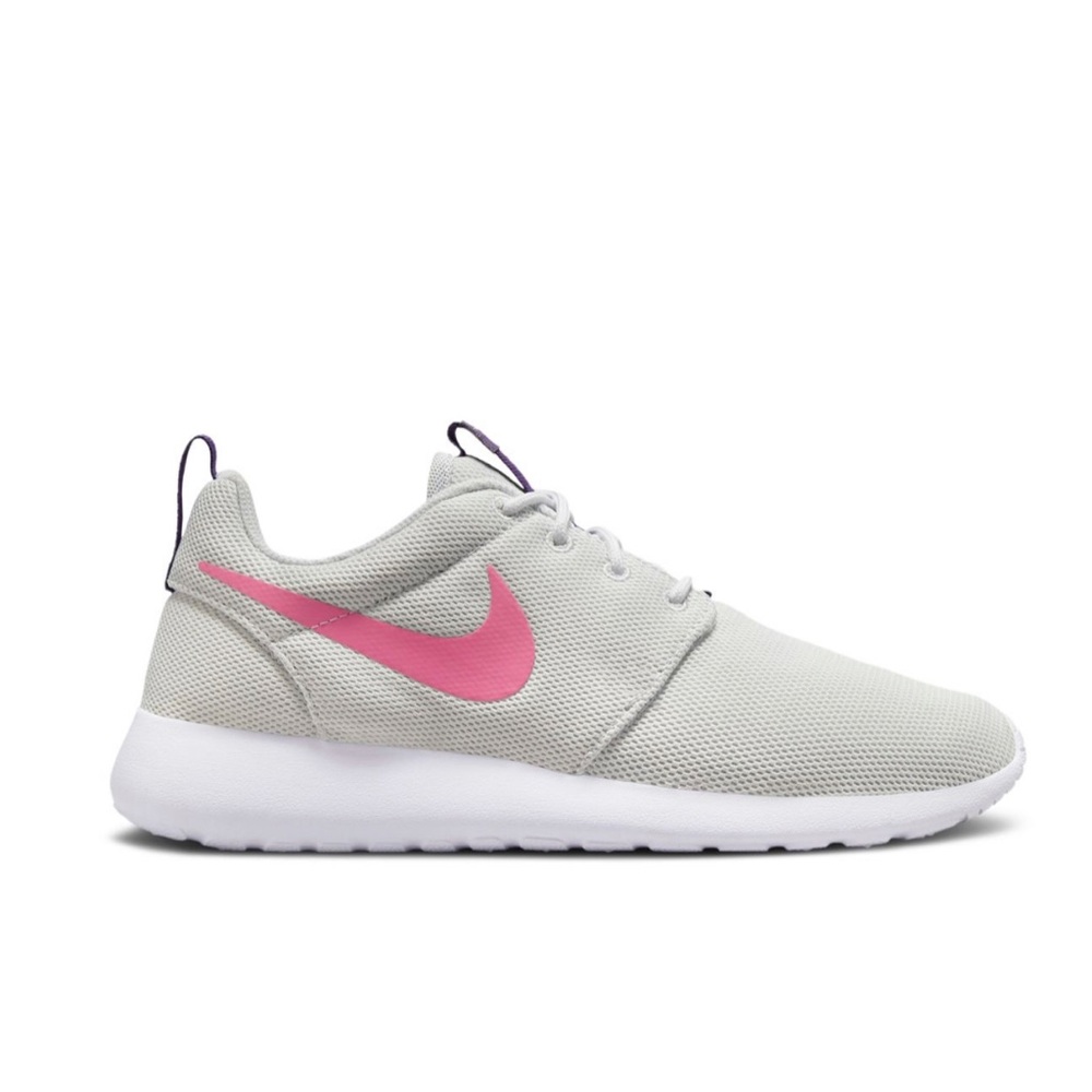 NIB Nike Roshe One